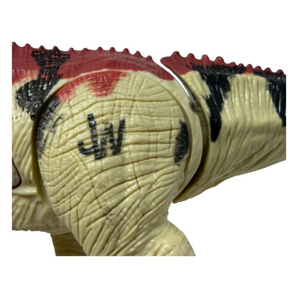 Jurassic World JW Growler Ceratosaurus Roaring Dinosaur Hasbro 2015 Battle Wound - Picture 10 of 15